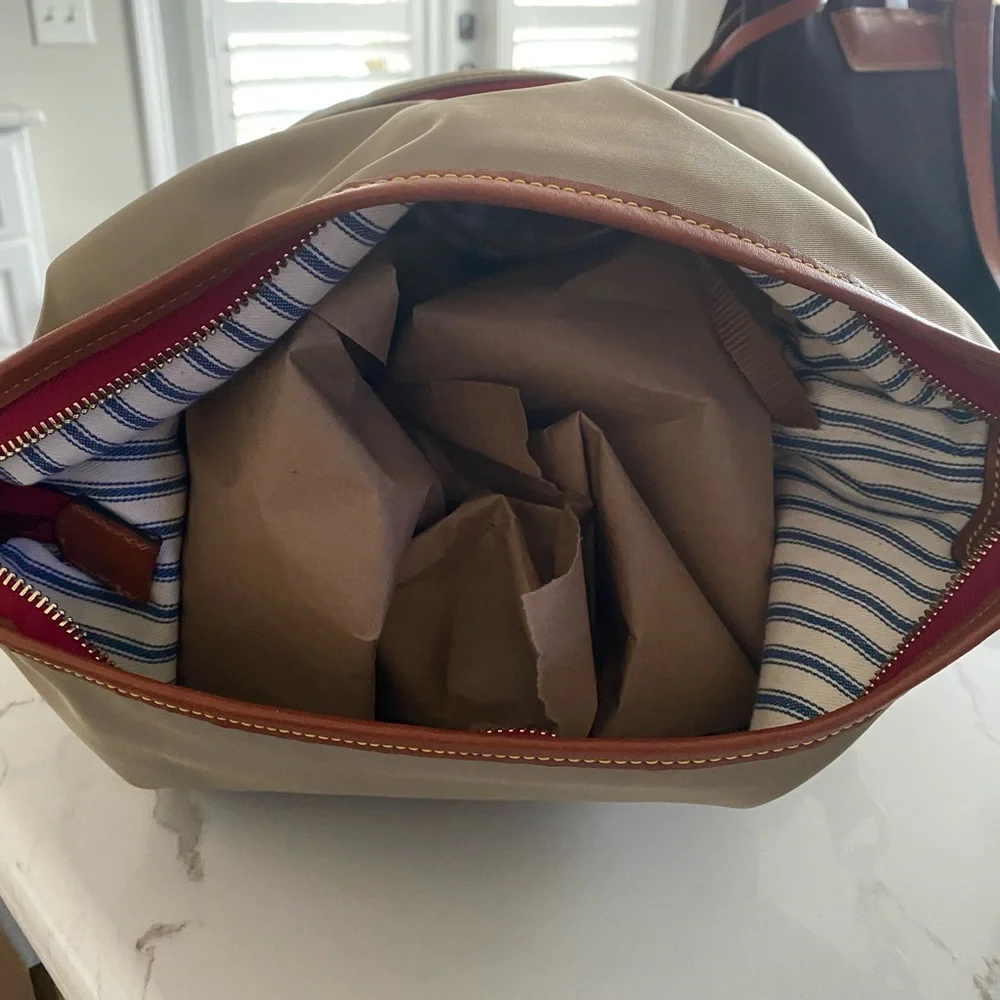 Dooney and Bourke Nylon small hobo cross body purse - Picture 3 of 6